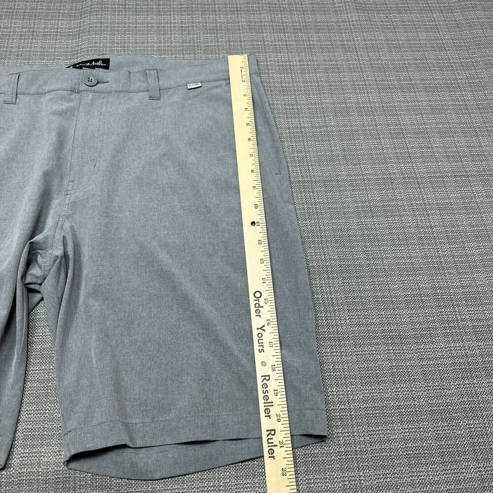 Travis Mathew Shorts Mens 38‎ Grey Golf 9.5 Inseam Chino Comfort Walking Casual